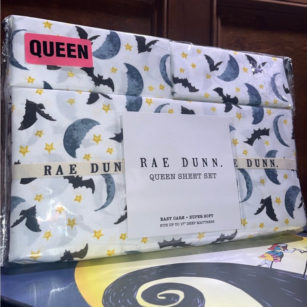 Rae Dunn Queen sheet set Halloween